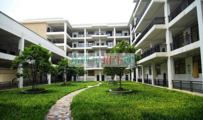 湖南商務(wù)職業(yè)技術(shù)學(xué)院2016年招生簡(jiǎn)章