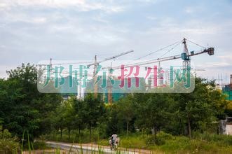 四川省建筑技工學(xué)校2016年報名條件、招生對象