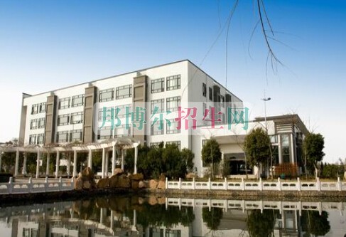 安徽中醫(yī)藥高等?？茖W(xué)校