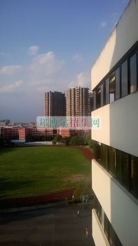 四川省信息通信學校招生辦聯(lián)系電話