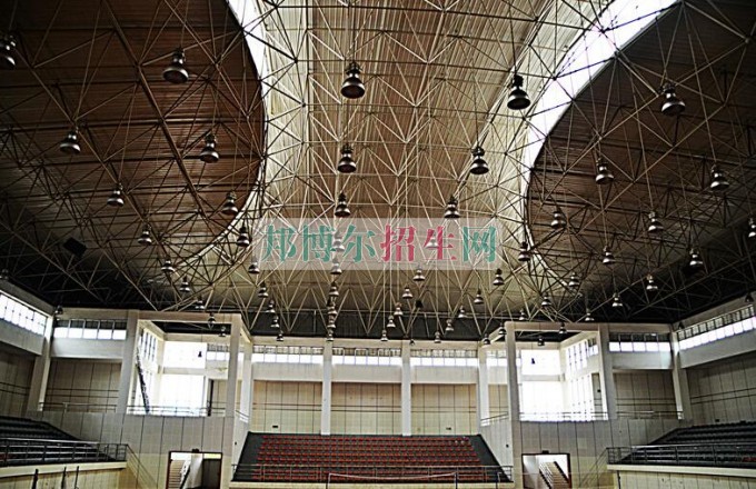 上完中?？梢陨洗髮? width=