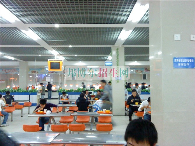 南京信息職業(yè)技術(shù)學院食堂