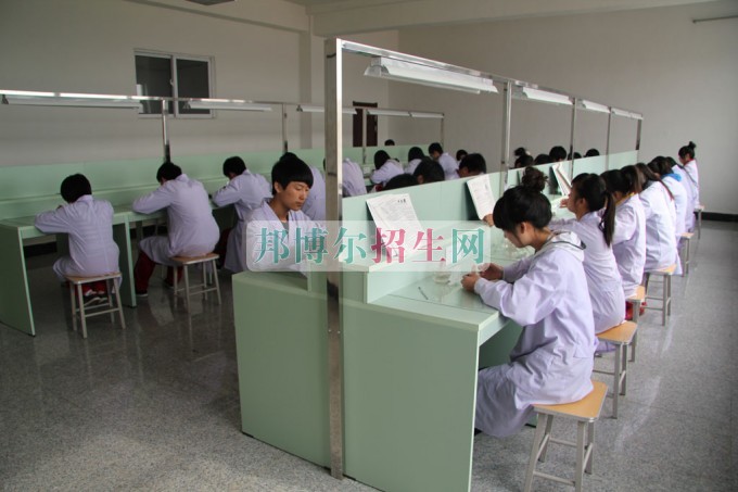 哪些學校有藥劑專業(yè)