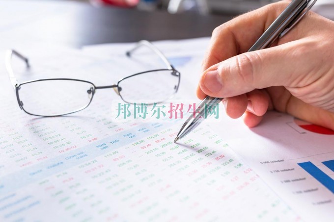 成都會計(jì)學(xué)校哪個(gè)好