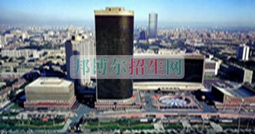 成都有國(guó)際貿(mào)易的大專大學(xué)