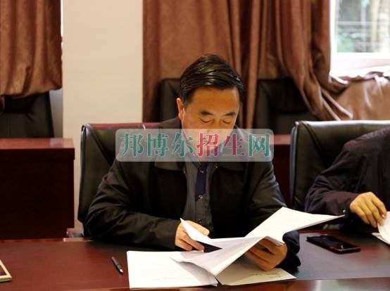 學院黨委書記邱興萍對任務(wù)進行了分解安排