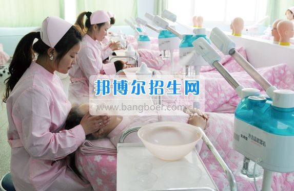 成都哪個美容技術(shù)學(xué)校最好