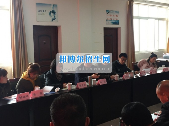 四川省樂(lè)山市第一職業(yè)高級(jí)中學(xué)支教幫扶結(jié)友誼 相互交流共發(fā)展