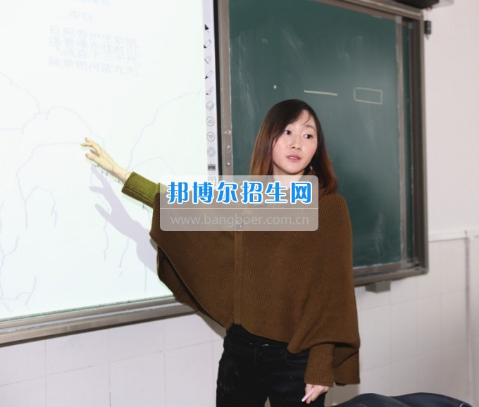 川北幼兒師范高等?？茖W(xué)校上好新學(xué)期第一課 嚴(yán)把課堂教學(xué)質(zhì)量關(guān)