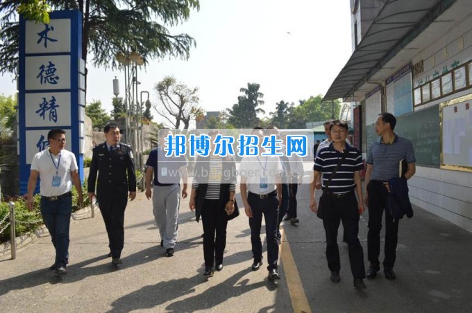 縣領導蔣龍珍率隊到四川省江安縣職業(yè)技術(shù)學校督查安全工作