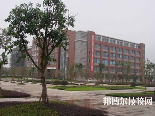 武漢鐵路橋梁職業(yè)學(xué)院2020年報名條件、招生要求、招生對象