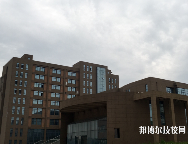 江西省醫(yī)藥學校