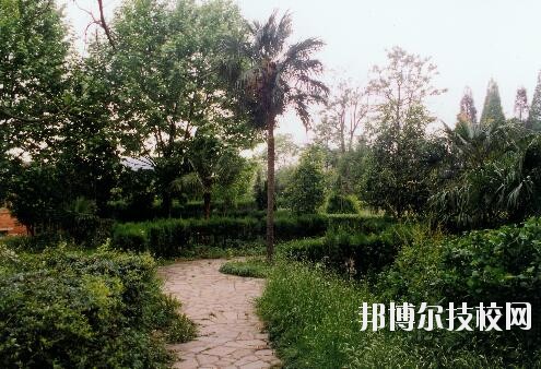 貴州林業(yè)學(xué)校2020年報(bào)名條件、招生要求、招生對(duì)象