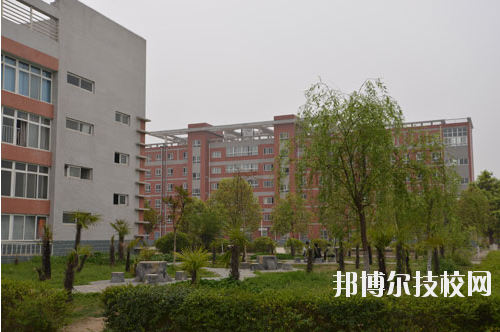 陜西航空技師學(xué)院2020年報(bào)名條件、招生要求、招生對象