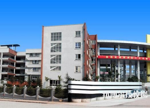 重慶龍門浩職業(yè)中學校怎么樣、好不好