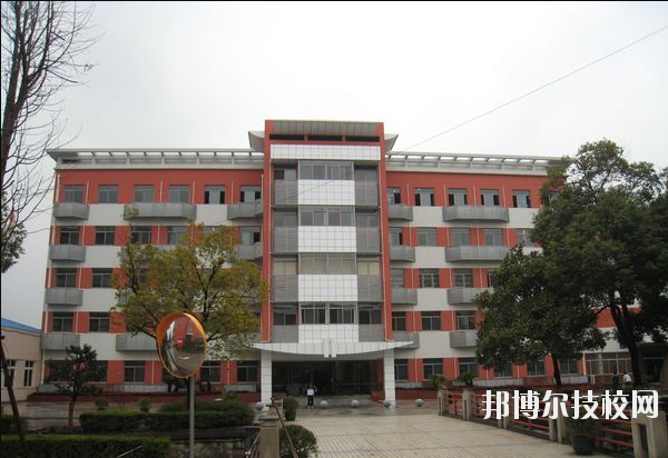 西安雁塔區(qū)職業(yè)高級(jí)中學(xué)2020年有哪些專(zhuān)業(yè)