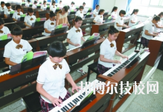 蘭州女子中等專業(yè)學校2020年學費、收費多少