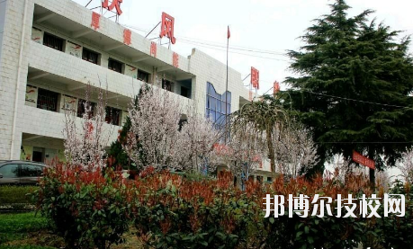 扶風(fēng)縣職業(yè)教育中心2020年報(bào)名條件、招生要求、招生對(duì)象 