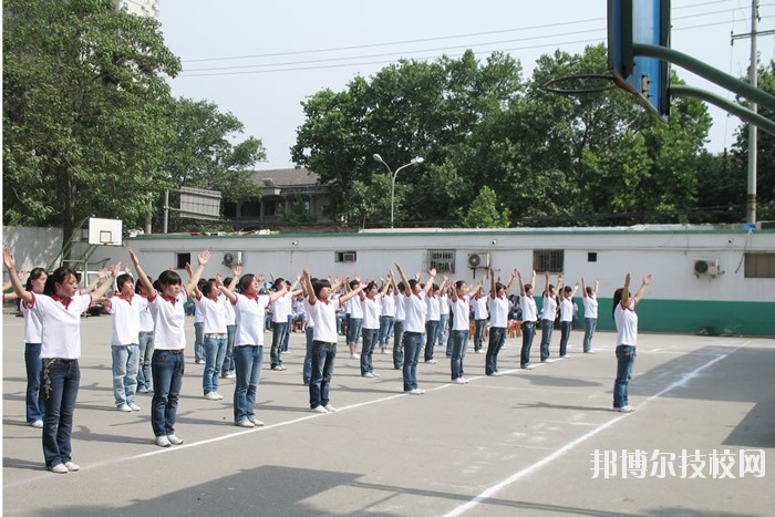西安利君醫(yī)藥技工學(xué)校2020年報(bào)名條件、招生要求、招生對(duì)象 