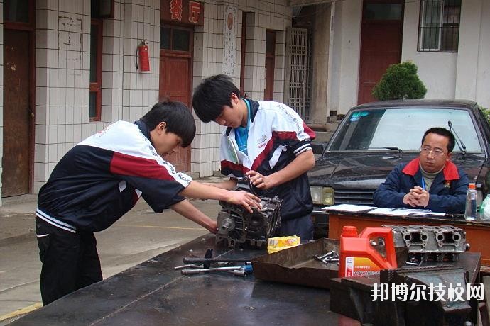 石阡中等職業(yè)學(xué)校怎么樣、好不好