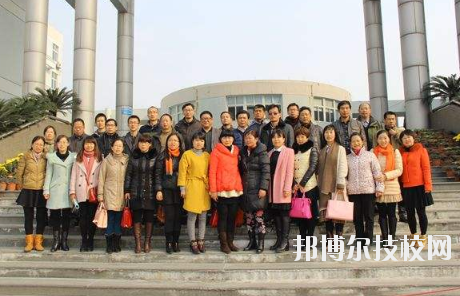 萍鄉(xiāng)湘東職業(yè)中等專業(yè)學(xué)校2020年報(bào)名條件、招生要求、招生對(duì)象 