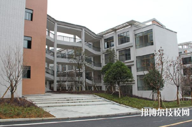 修水職業(yè)中專(zhuān)學(xué)校怎么樣、好不好