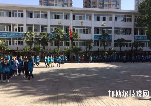 西安市機(jī)電職業(yè)技術(shù)學(xué)校2020年報(bào)名條件、招生要求、招生對(duì)象 