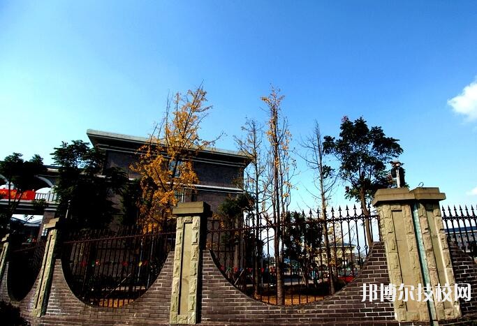 重慶財(cái)政學(xué)校2020年報(bào)名條件、招生要求、招生對(duì)象
