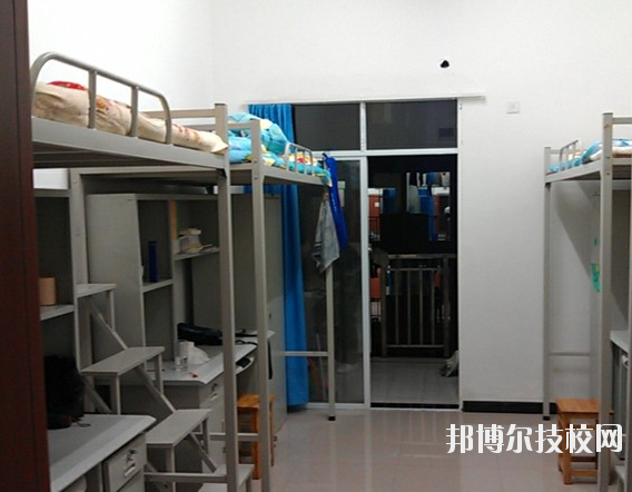 樂清市職業(yè)中等專業(yè)學校2020年宿舍條件