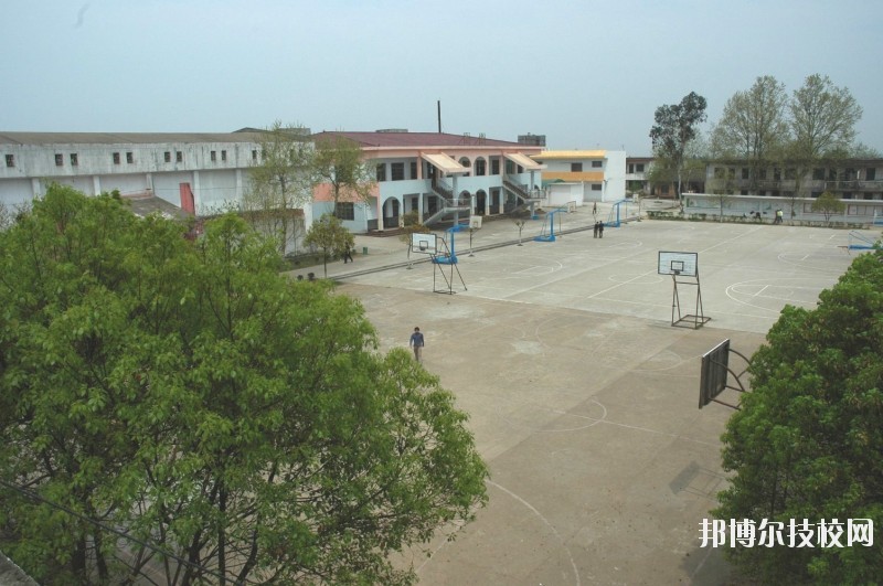 鷹潭應(yīng)用工程學(xué)校怎么樣、好不好