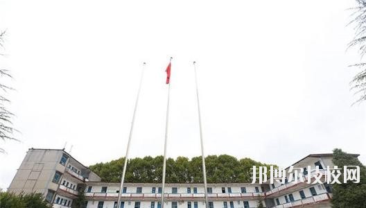 貴陽鐵路工程學(xué)校2020年報名條件、招生要求、招生對象