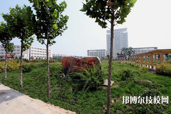 衡水科技工程學(xué)校2020年學(xué)費(fèi)、收費(fèi)多少