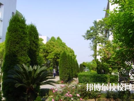 余姚第四職業(yè)技術(shù)學(xué)校2020年招生辦聯(lián)系電話(huà)