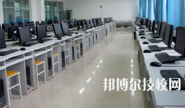 金昌職業(yè)技術(shù)學校2020年招生辦聯(lián)系電話
