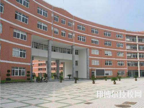 贛州第一職業(yè)技術(shù)學(xué)校2020年報名條件、招生要求、招生對象