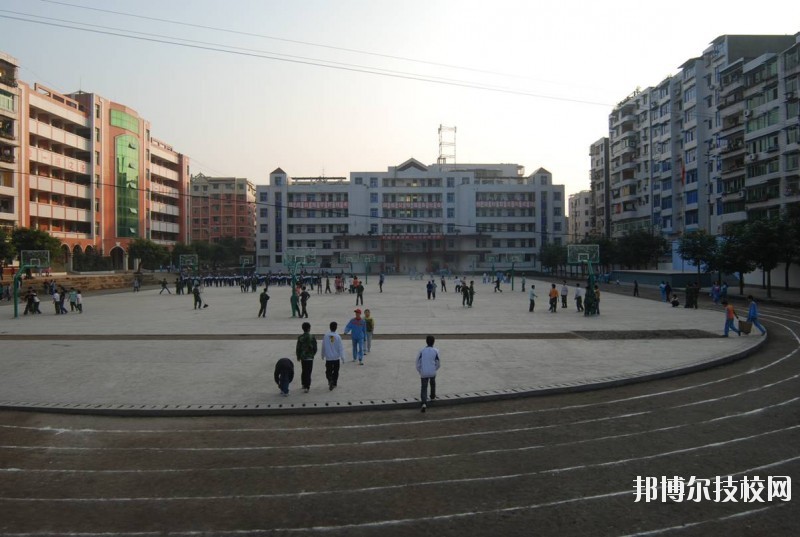 四川省鄰水縣興仁職業(yè)中學(xué)2020年報(bào)名條件、招生要求、招生對(duì)象