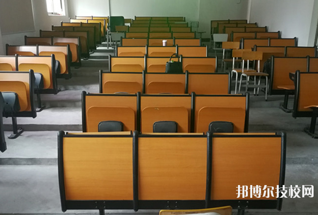 梅州梅鐵職業(yè)技術(shù)學(xué)校2020年報(bào)名條件、招生要求、招生對(duì)象