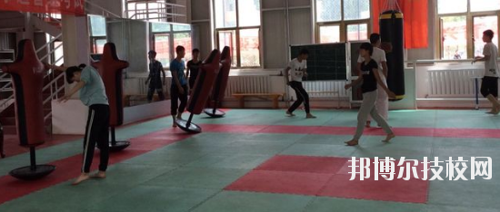 酒泉體育運(yùn)動(dòng)學(xué)校2020年學(xué)費(fèi)、收費(fèi)多少