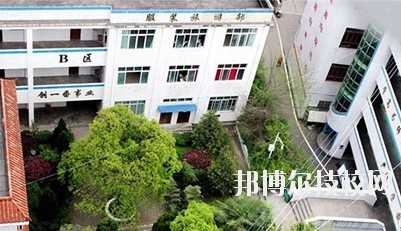 貴州鳳岡縣中等職業(yè)學校2020年報名條件、招生要求、招生對象