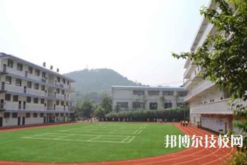 水城職業(yè)技術(shù)學(xué)校2020年報名條件、招生要求、招生對象