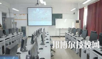 瓜州冶金中等專業(yè)學校2020年報名條件、招生要求、招生對象