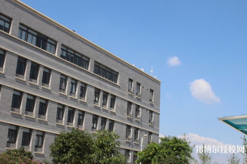 重慶商務學校網站網址