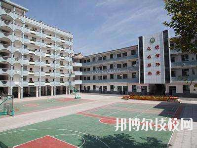商洛商州區(qū)職業(yè)技術(shù)教育中心2020年報名條件、招生要求、招生對象 