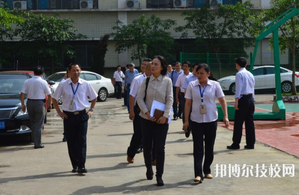 重慶渝北區(qū)竟成中學校2020年報名條件、招生要求、招生對象