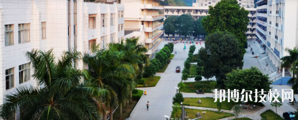 廣西右江民族商業(yè)學(xué)校2020年報名條件、招生要求、招生對象 