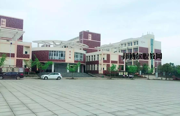 都昌中等專業(yè)學校2020年招生辦聯系電話