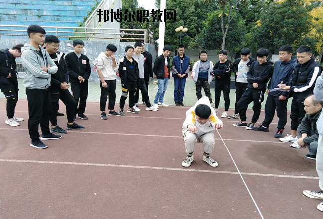 勉縣職業(yè)教育中心2020年報名條件、招生要求、招生對象 