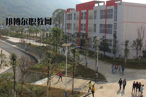 自貢市影視藝術(shù)學(xué)校2020年報(bào)名條件、招生要求、招生對(duì)象