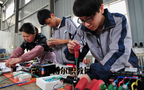 浙江商業(yè)技師學(xué)院報(bào)名條件2020年報(bào)名條件、招生要求、招生對(duì)象