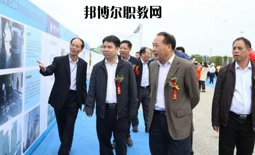 廣西建工建筑安裝技工學(xué)校2020年報(bào)名條件、招生要求、招生對象